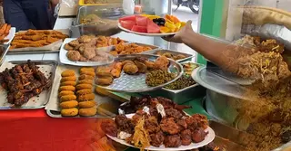 কুয়ালালামপুরে মিলছে বাংলাদেশি হরেক রকম ইফতার